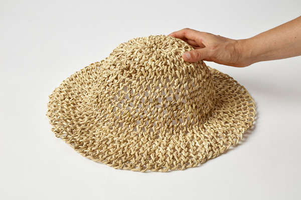 sombrero tejido de junco